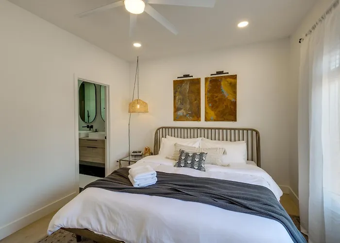Holiday home Relax Poolside! Retreat 2 Mi To Santan Mtn Casino *