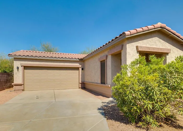 Holiday home Relax Poolside! Retreat 2 Mi To Santan Mtn Casino *